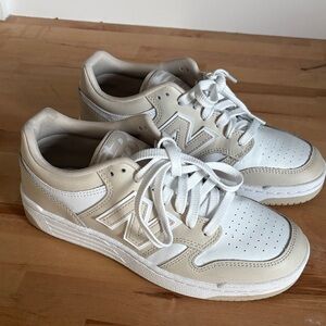 Never Worn!! New Balance Cream and White Athletic Shoes